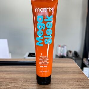 Matrix Mega Sleek Blow Down Cream 5.1oz | NEW | Frizz Control & Shine